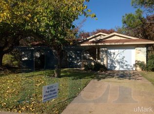 2813 Keyhole Dr, Irving, TX 75062