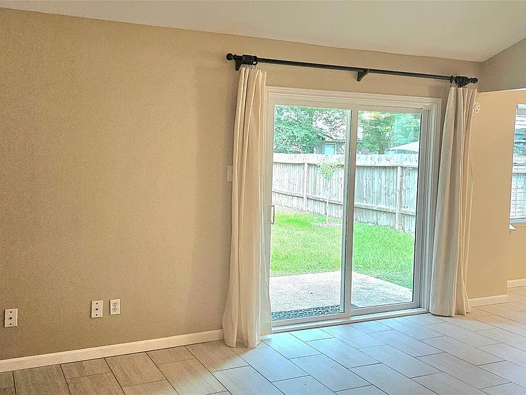 22 W Broken Oak Ct — Photo 9