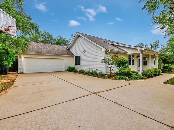 2nd image of 3016 Tradewind Dr
