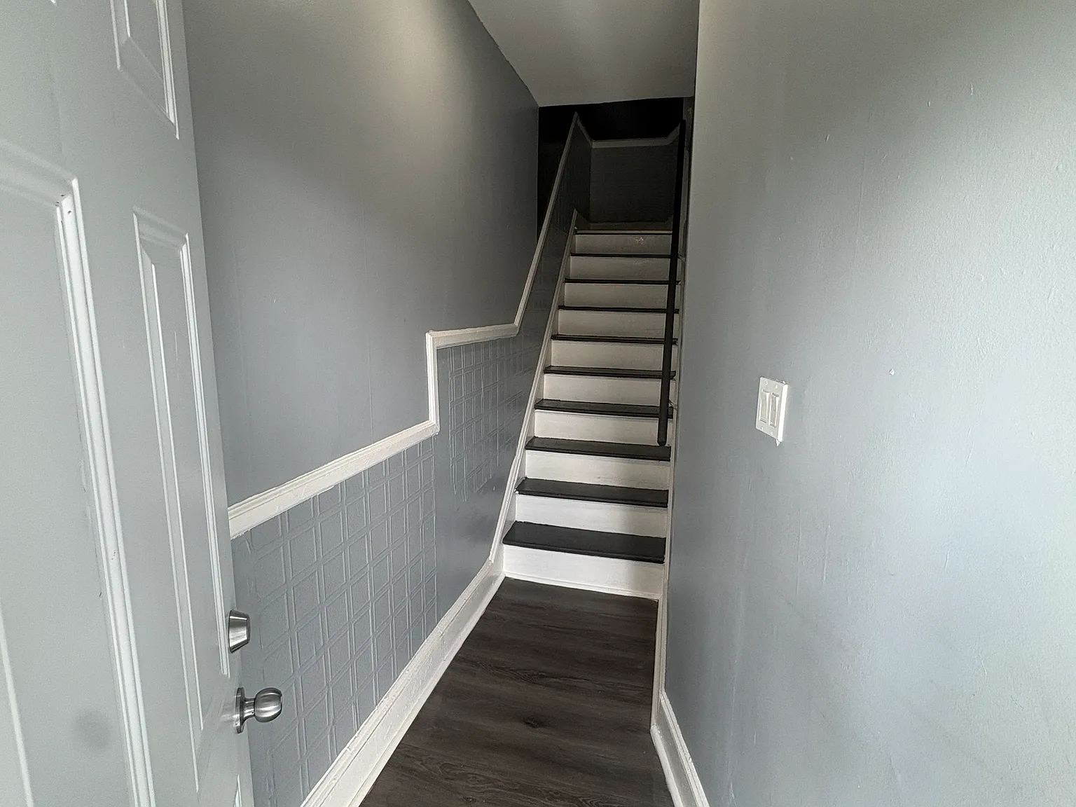 2 bed, 800 sqft, $1,000 — Photo 3
