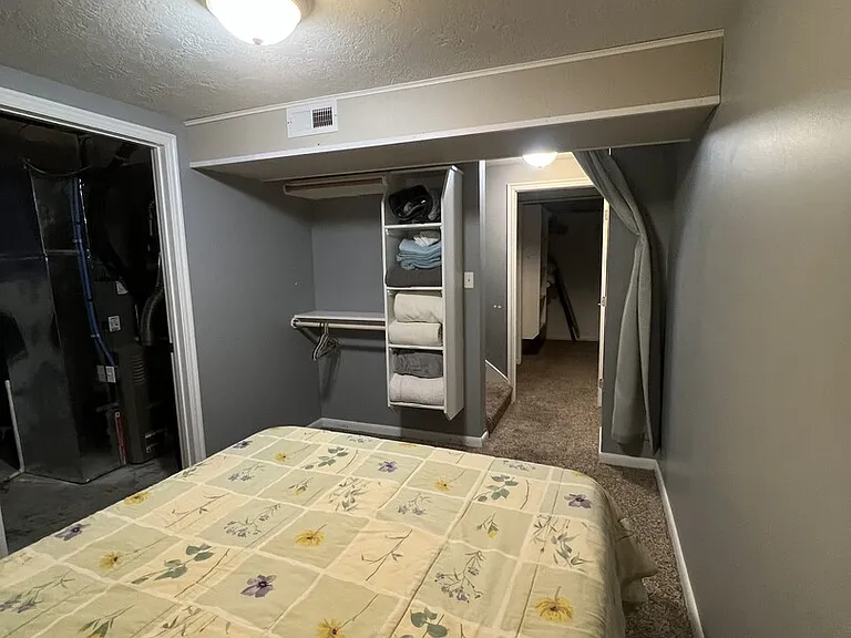 S 375 E — Photo 20