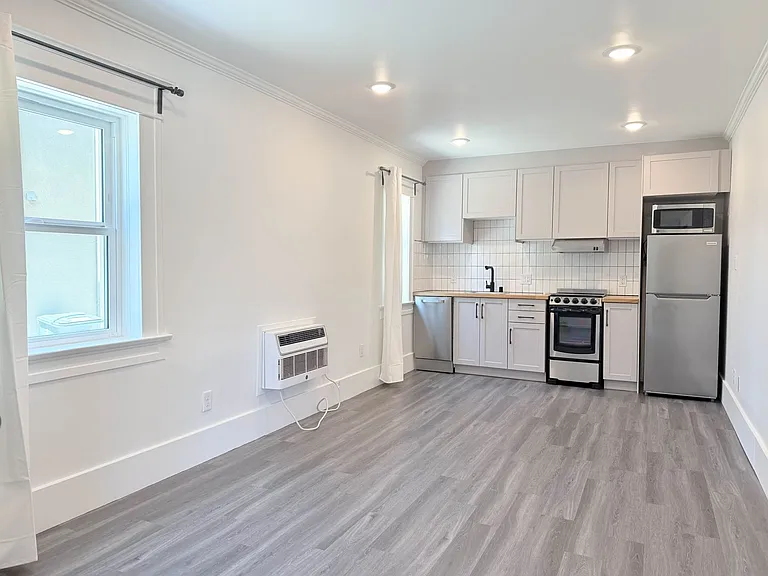 1520 Tyler House — Photo 102