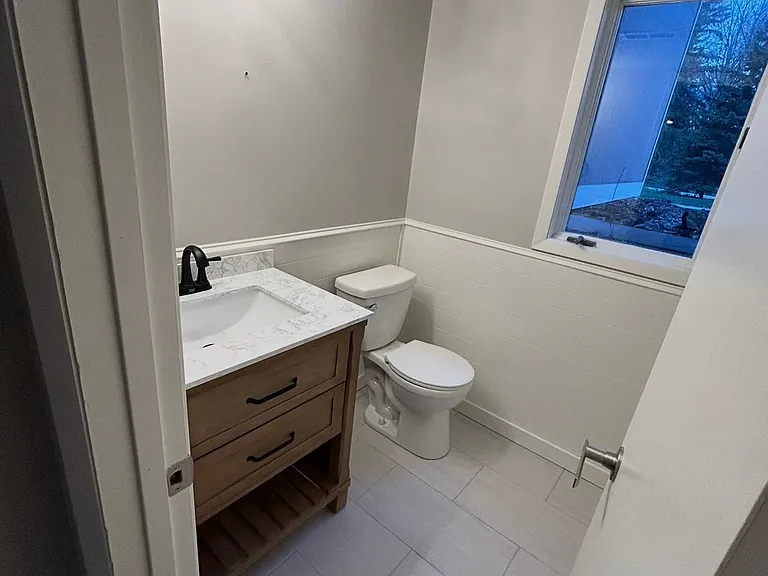 5565 Shorewood Ln #5565 — Photo 9