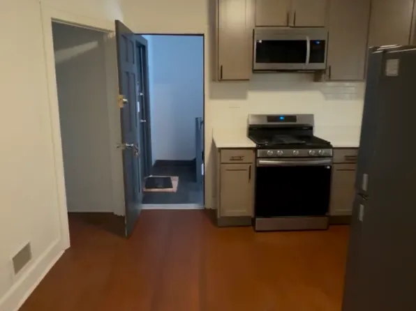 225 142nd St APT 1, Hammond, IN 46327