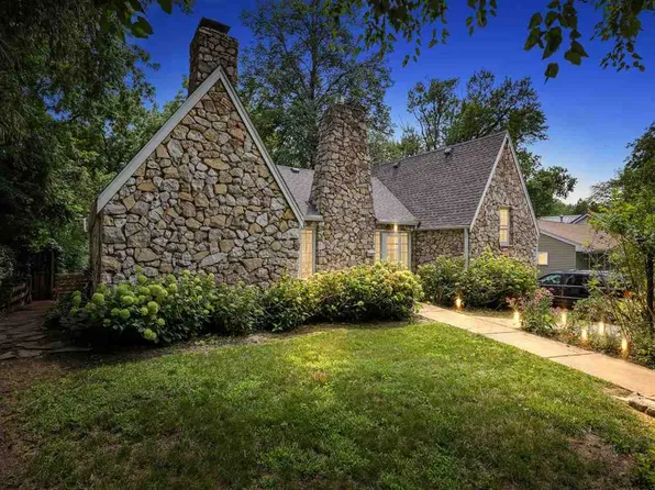 1217 Friendly Ave, Iowa City, IA 52240