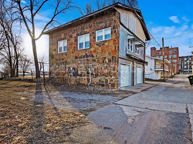 113 SE Delaware Ave — Photo 14