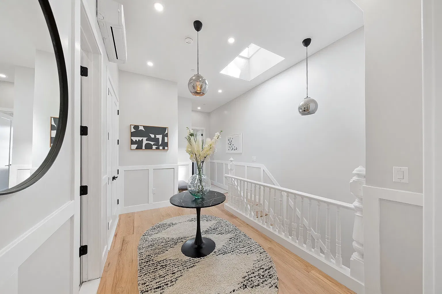 1257 Jefferson Ave — Photo 2