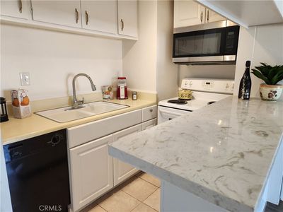 5585 E Pacific Coast Hwy Unit 305, Long Beach, CA, 90804