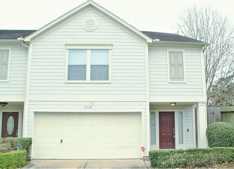 1st image of 2735 Woodridge Manor Dr