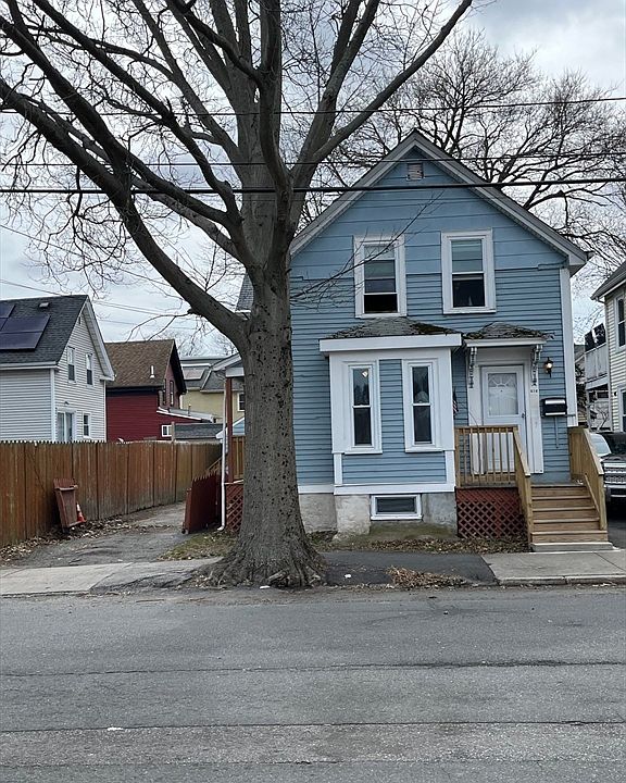 2nd image of 216 Fayette St