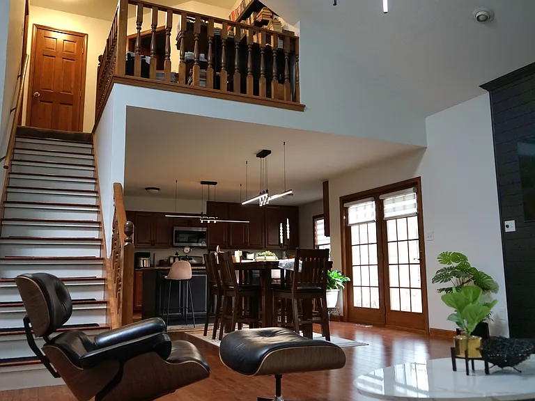 749 Rosslare Pl — Photo 6