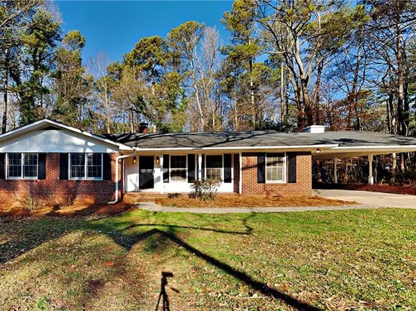 2260 Warren Dr, Austell, GA 30106