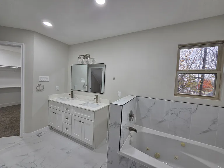 413 Sheila Ln — Photo 6