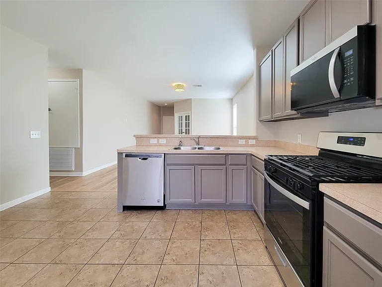 6535 Dayridge Ln — Photo 20