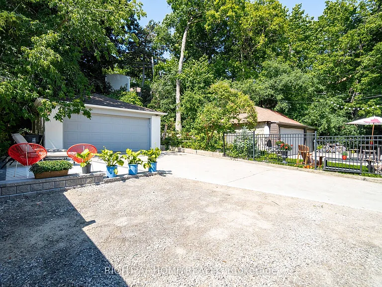 294 S Kingsway Rd #3 — Photo 15