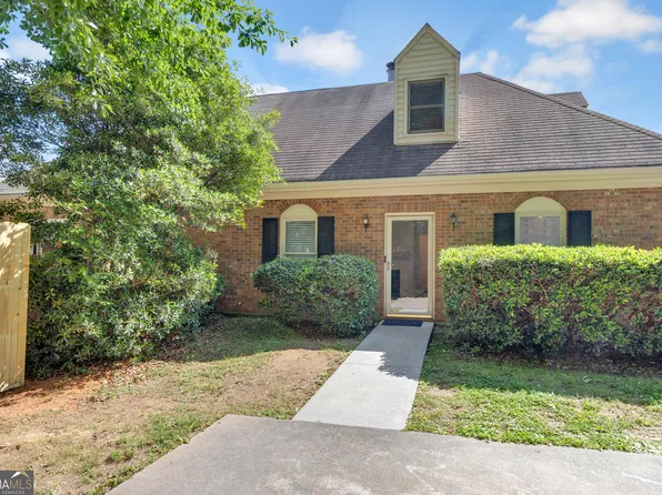 1465 Big Bear Cv NE, Conyers, GA 30012