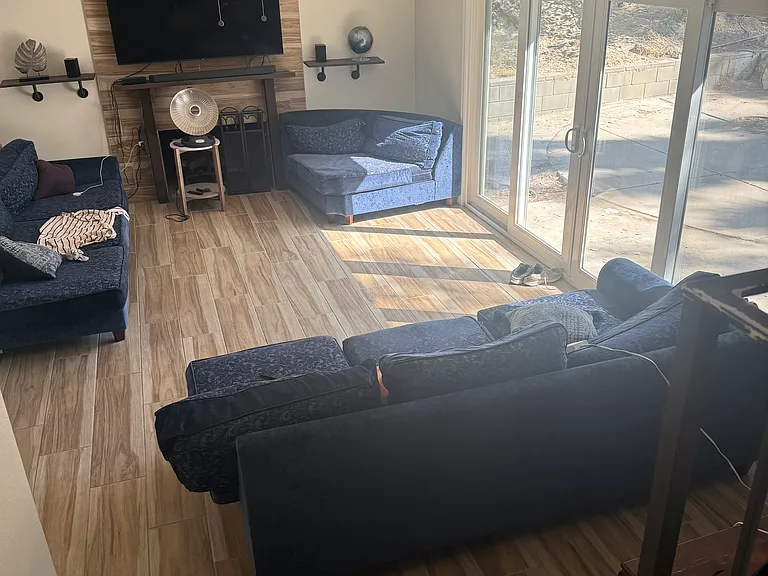 Amigo Ave — Photo 3