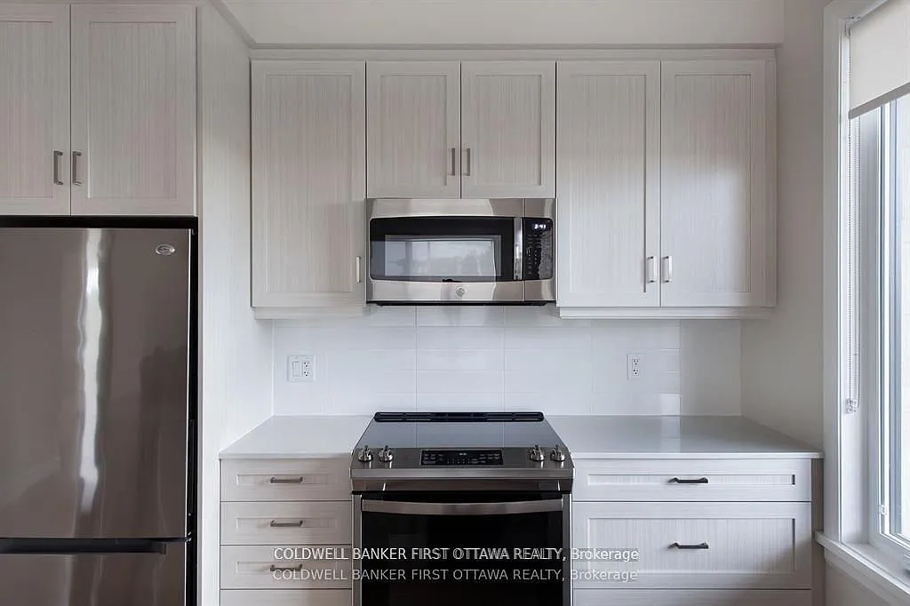 2 bed, $3,050 — Photo 3