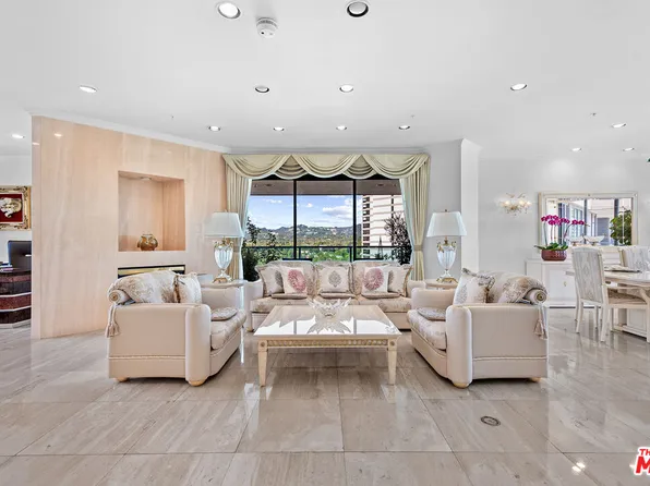 10490 Wilshire Blvd APT 1206, Los Angeles, CA 90024