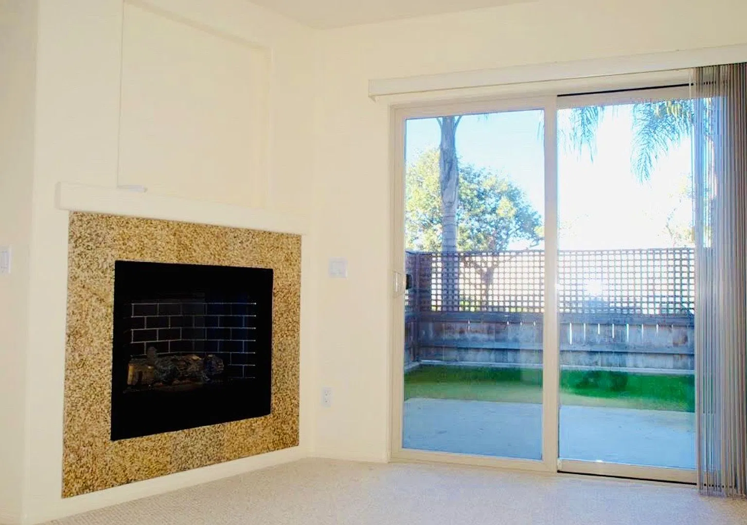 Spacious 3bd/3.5ba Townhouse In The Heart Of Pacific Beach! $5,095/Mo! — Photo 3