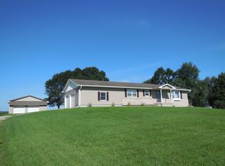 5385 Hoover Rd, Rock Falls, IL 61071