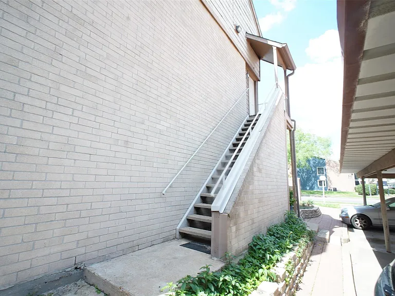 8263 Sands Point Dr #170 — Photo 2