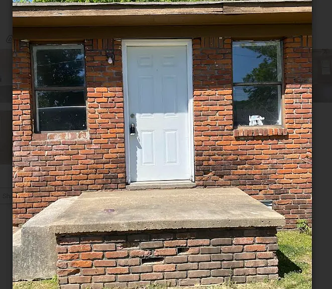 313 Woodford Cv #B — Photo 1