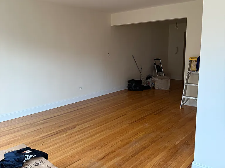 14355 41st Ave #4E — Photo 2