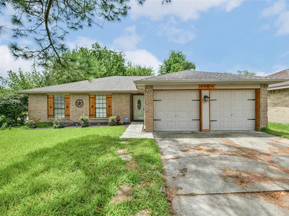 2422 Pilgrims Bend Dr, Friendswood, TX 77546
