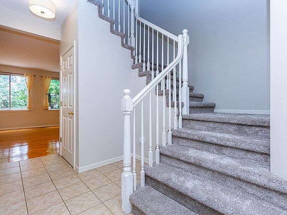 4th image of 1083 Maya Ct