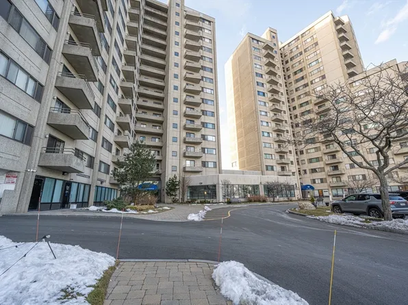 376 Ocean Ave APT 309, Revere, MA 02151