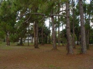 321 7th St NW, Naples, FL 34120