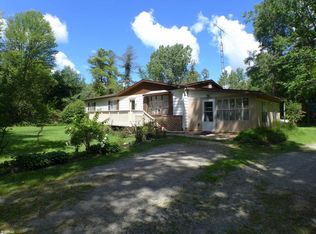 4696 Hanes Rd, Vassar, MI 48768