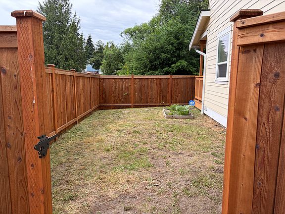Front yard for personal use.