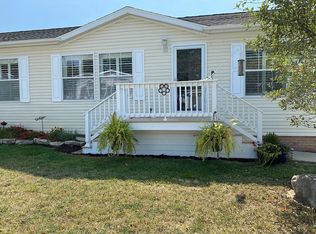 3587 Crystal Ridge Dr, Milford, MI 48380