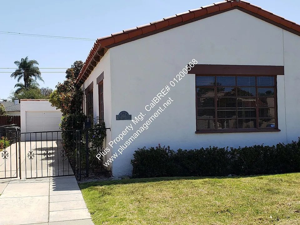 161 Palm Court Dr