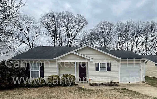 461 Bedford Knoll Dr Photo 1