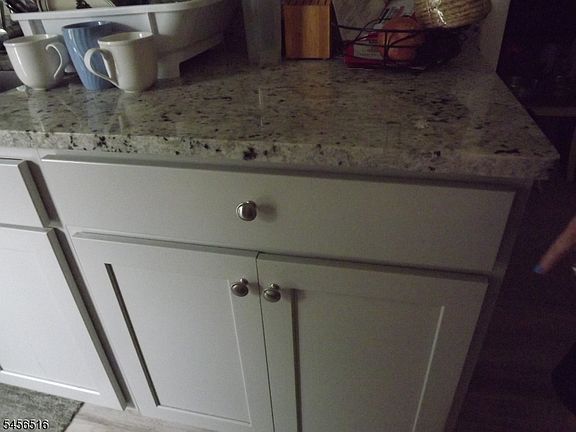 4th image of 169 George St
