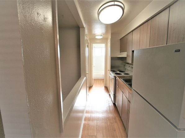 2035 S Josephine St APT 208