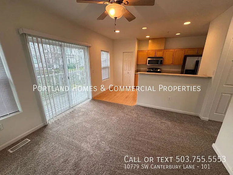 10779 SW Canterbury Ln #101 — Photo 3