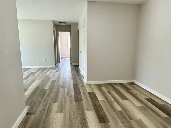 Cedar Crest Apartments