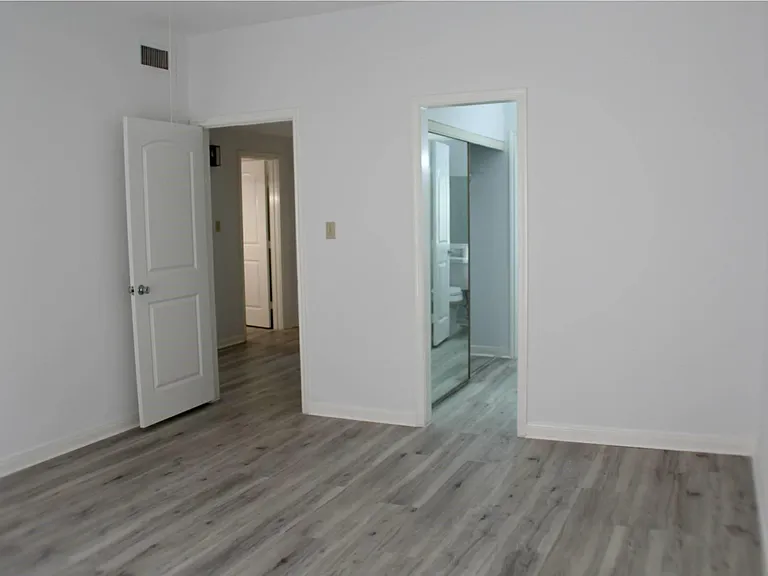 2425 Underwood St #157 — Photo 4