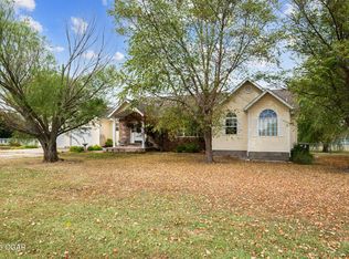 1362 Meadowview Ln, Diamond, MO 64840