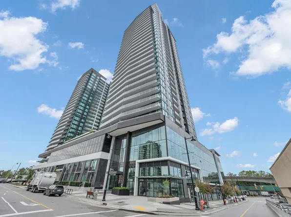 318 Alderson Ave #910, Coquitlam, BC V3K 1W2