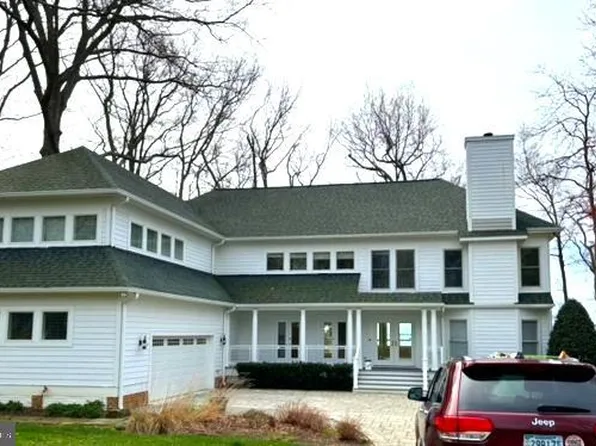 1304 Beachview Rd, Annapolis, MD 21403