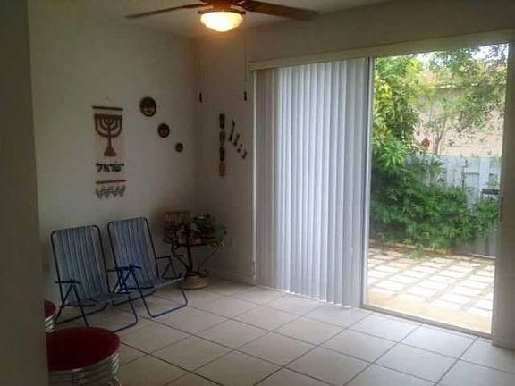 5th image of 7660 S Southwood Cir