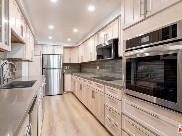 1710 Malcolm Ave APT 303, Los Angeles, CA 90024