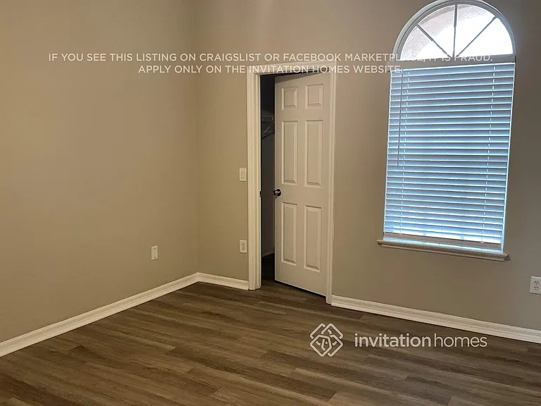 1543 Sun Meadow Dr — Photo 10