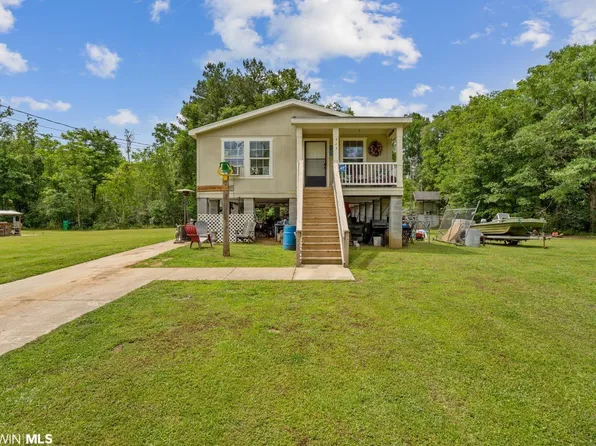 415 Bayou Dr, Saraland, AL 36571