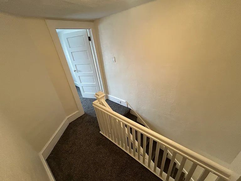 613 Green Ridge St #3 — Photo 4
